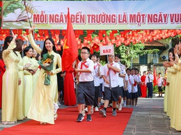 Tây Hồ rộn ràng không khí ngày tựu trường năm học mới 2025-2026
