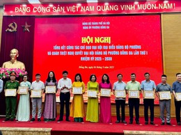 Phường Đống Đa khen thưởng 56 tập thể, cá nhân có thành tích trong tổ chức Đại hội Đảng
