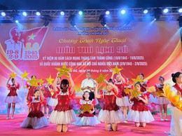 Đêm biểu diễn nghệ thuật quần chúng “Mùa thu lịch sử” phường Nghĩa Đô