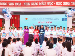 Hơn 8.000 học sinh phường Tây Tựu phấn khởi bước vào năm học mới