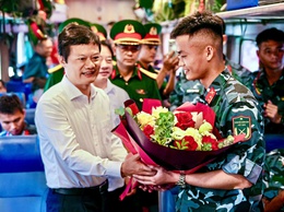UỶ BAN NHÂN DÂN PHƯỜNG VĂN MIẾU – QUỐC TỬ GIÁM TIỄN CÁC LỰC LƯỢNG HOÀN THÀNH NHIỆM VỤ A80