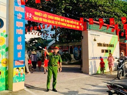 Công an xã Quảng Bị ra quân đảm bảo an ninh trật tự tại các trường học ngày khai giảng năm học 2025-2026