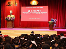 Khai giảng Lớp bồi dưỡng cập nhật kiến thức, kỹ năng đối với cán bộ lãnh đạo, quản lý xã, phường, đặc khu