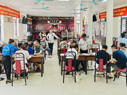 Nam Phù tích cực hỗ trợ người dân cài đặt, sử dụng Etax Mobile nộp thuế sử dụng đất phi nông nghiệp