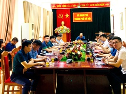 Lãnh đạo xã Nam Phù tham gia đầy đủ nội dung bồi dưỡng, cập nhật kiến thức, kỹ năng đối với cán bộ lãnh đạo, quản lý