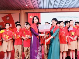 16.500 học sinh phường Phúc Lợi dự Lễ khai giảng năm học 2025-2026