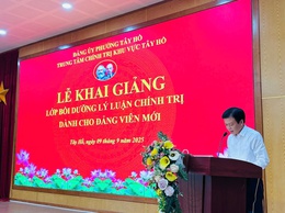 Khai giảng khóa học lý luận chính trị cho đảng viên mới