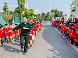 Trường Mầm non Họa Mi tổ chức hoạt động trải nghiệm ý nghĩa chào mừng 81 năm Ngày thành lập quân đội nhân dân Việt Nam (22/12/1944 - 22/12/2025)