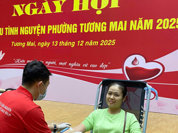 Cô Lê Thị Vân – Giáo viên trường mầm non Hoàng Văn Thụ, một tấm gương năng động, sáng tạo, luôn tận tâm với nghề có tấm lòng nhân ái vì cộng đồng với phong trào hiến máu.