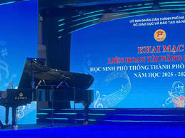 TÀI NĂNG NHÍ GIẢNG VÕ TỰ TIN TỎA SÁNG TẠI LIÊN HOAN NHẠC CỤ THÀNH PHỐ LẦN THỨ I