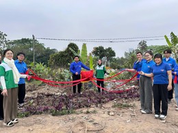 Khánh thành công trình thanh niên “Biến điểm đen rác thành vườn hoa”