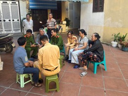 CÔNG AN PHƯỜNG KIM LIÊN: NÂNG CAO HIỆU QUẢ GIẢI QUYẾT THỦ TỤC HÀNH CHÍNH, PHỤC VỤ NHÂN DÂN THIẾT THỰC, TRÁCH NHIỆM