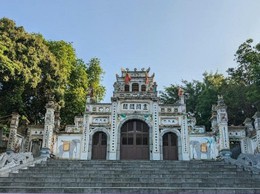 ĐỀN SÁI – DI TÍCH LỊCH SỬ VĂN HÓA QUỐC GIA VÀ LỄ HỘI RƯỚC VUA ĐỘC ĐÁO