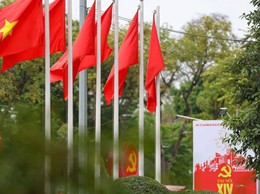 Thông báo về việc treo cờ Tổ quốc