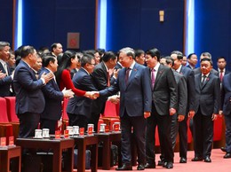 Phiên trù bị Đại hội đại biểu toàn quốc lần thứ XIV của Đảng: Thông qua Quy chế làm việc, Chương trình làm việc, Quy chế bầu cử và bầu Đoàn Chủ tịch