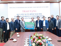 Xã Ứng Thiên tiếp nhận kinh phí hỗ trợ Tết Bính Ngọ 2026 cho các hộ gia đình có hoàn cảnh khó khăn