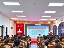 Tập huấn nghiệp vụ ủy quyền thủ tục hành chính cho UBND cấp xã