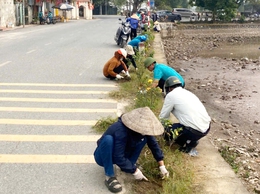 Hội nông dân xã Thượng Phúc chung tay xây dựng môi trường sáng - xanh - sạch - đẹp