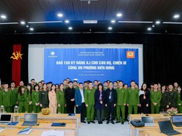 Công an phường Kiến Hưng tập huấn ứng dụng trí tuệ nhân tạo (AI) nâng cao hiệu quả công tác và tham quan, học tập mô hình, sản phẩm chuyển đổi số, trí tuệ nhân tạo