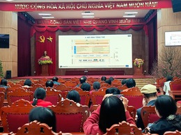 Xã Thạch Thất: Tiếp sóng hội nghị tập huấn triển khai 04 thủ tục hành chính của Đảng trên môi trường điện tử