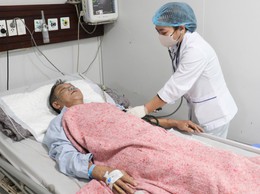 Lọc máu cấp cứu cho bệnh nhân viêm phổi nặng