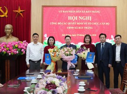 Bát Tràng công bố các quyết định về công tác tổ chức cán bộ