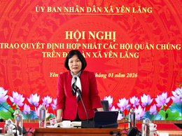 Hội nghị trao quyết định hợp nhất các hội quần chúng trên địa bàn xã Yên Lãng