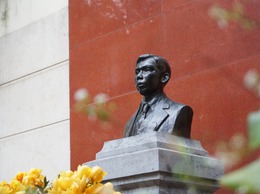 TIẾP NỐI TRUYỀN THỐNG CÁCH MẠNG – PHƯỜNG CỬA NAM DÂNG HƯƠNG TẠI DI TÍCH LỊCH SỬ QUỐC GIA 90 THỢ NHUỘM