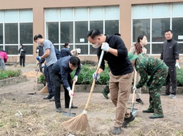TIN PHÓNG SỰ TRIỂN KHAI CÔNG TÁC TỔNG VẾ SINH MÔI TRƯỜNG KHU VỰC HỒ VĨNH HOÀNG, PHƯỜNG TƯƠNG MAI 