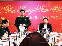 Xã Quang Minh tổ chức hội nghị bàn giao nhiệm vụ Chỉ huy trưởng Ban Chỉ huy Quân sự xã