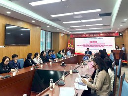 Khen thưởng đột xuất trong công tác thực hiện cơ chế một cửa, một cửa liên thông phường Đống Đa năm 2025