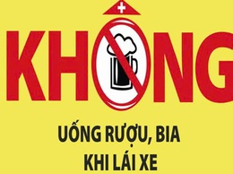 Công an xã Phú Nghĩa đẩy mạnh tuyên truyền phòng ngừa tai nạn giao thông liên quan đến rượu, bia