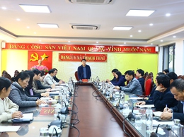 Thường trực Đảng ủy xã Thạch Thất tổ chức hội nghị làm việc với 11 chi bộ thôn trên địa bàn xã