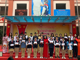 TRƯỜNG THCS GIÁP BÁT TỔ CHỨC LỄ SƠ KẾT HỌC KỲ I NĂM HỌC 2025–2026
