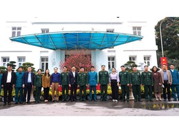 Hội nghị bàn giao chức vụ Chỉ huy trưởng Ban Chỉ huy Quân sự xã Quang Minh