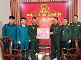 Bộ Tư lệnh Thủ đô Hà Nội thăm, chúc Tết và động viên lực lượng quân sự xã Hoài Đức