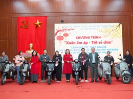 Chuyên Mỹ: ấm áp nghĩa tình chương trình 