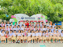 TẤM GƯƠNG TẬN TỤY TRONG SỰ NGHIỆP TRỒNG NGƯỜI