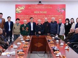 Khương Đình: Gặp mặt cán bộ lão thành và cán bộ diện Ban Thường vụ Thành ủy Hà Nội quản lý đã nghỉ hưu