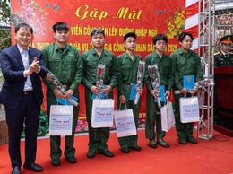 Phường Vĩnh Tuy gặp mặt động viên công dân lên đường nhập ngũ và thực hiện nghĩa vụ tham gia Công an nhân dân năm 2026