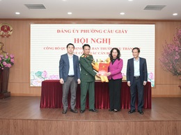 Trao Quyết định Ủy viên Ban Chấp hành, Ủy viên Ban Thường vụ Đảng ủy phường Cầu Giấy nhiệm kỳ 2025-2030