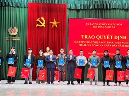 ỨNG HOÀ TRAO QUYẾT ĐỊNH GỌI CÔNG DÂN THỰC HIỆN NGHĨA VỤ THAM GIA CÔNG AN NHÂN DÂN NĂM 2026.