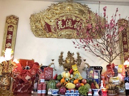 Nén hương ngày Tết