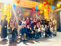 Chi bộ trường THCT Trung Hòa tổ chức chương trình “Đêm thiêng liêng – khi lịch sử không còn nằm yên trong trang sách”