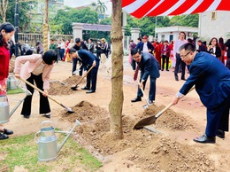 Phường Khương Đình tổ chức Lễ phát động “Tết trồng cây đời đời nhớ ơn Bác Hồ” Xuân Bính Ngọ 2026