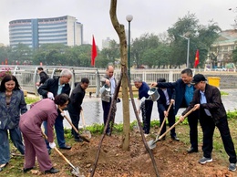 Phường Nghĩa Đô phát động Tết trồng cây Xuân Bính Ngọ năm 2026