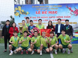 Bế mạc và trao giải Giải bóng đá xã Vân Đình lần thứ nhất năm 2026: Sơn Công đăng quang ngôi vô địch