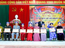 Mừng thọ đầu Xuân - nét đẹp truyền thống của dân tộc Việt Nam