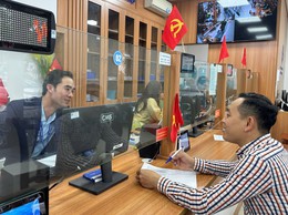 Xã Bát Tràng khẩn trương, trách nhiệm trong ngày làm việc đầu năm Bính Ngọ 2026