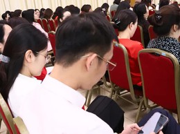 Bồi dưỡng kỹ năng sử dụng AI cho cán bộ, công chức phường Hoàn Kiếm